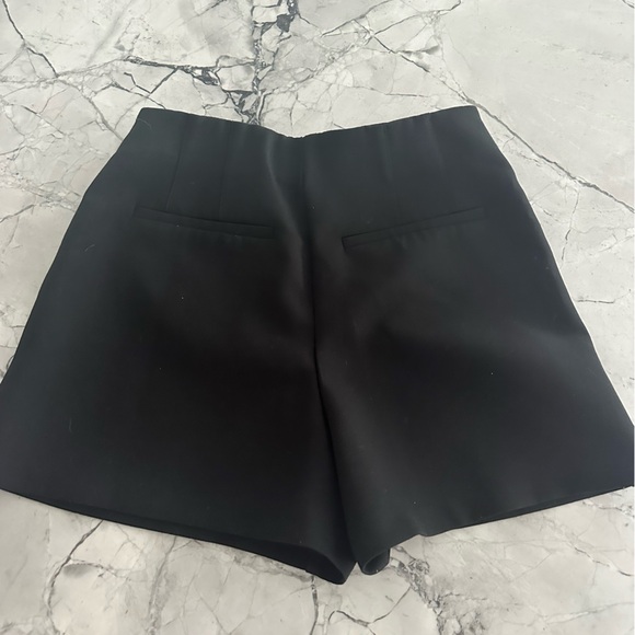 EUC ZARA high rise shorts Sz S - Picture 3 of 4